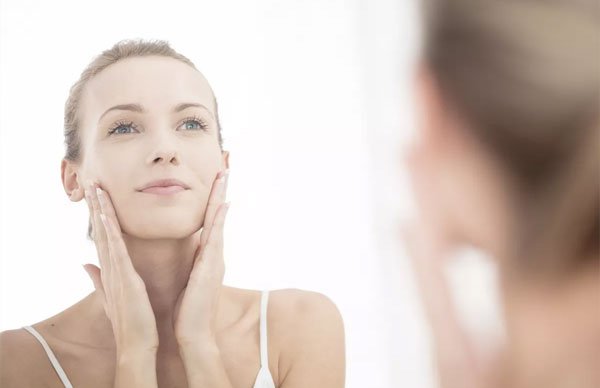 Why to see a dermatologist for acne ?